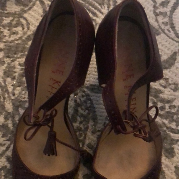 BUNDLE of 2 ANNE KLEIN HEELS! - Picture 3 of 8